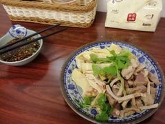 -九斤黄三黄鸡专卖店