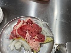 -牛信亭韩国料理·炭火烤肉(紫藤路店)