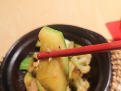 -华记煲仔华·煲仔饭(市桥易发店)