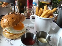 cheese&nbsp;burger-BAIA 巴亚