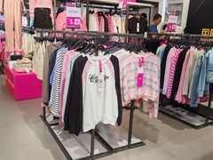 -唯品会(北京国瑞城店)
