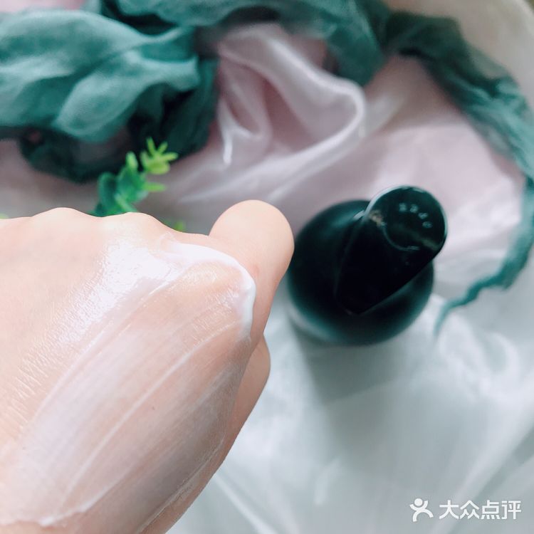 国货高性价比润肤露，好用还不肉疼，必囤👏