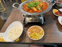 -谭仔云南米线(粉岭车站路店)