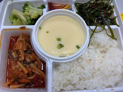 -老娘舅餐厅(黄龙体育中心店)