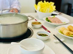 -煲王粤菜餐厅(中侨中心店)