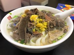 -潮镇老尾牛杂(环城西路店)