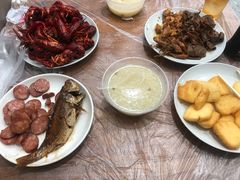 -蓝精灵饺子店