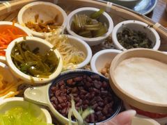 -包整·丝娃娃(一览甲秀楼风景店)