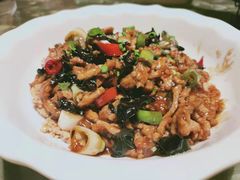 鱼香锅巴肉丝-刘胖子家常菜·蹄花焖藕(富安街店)