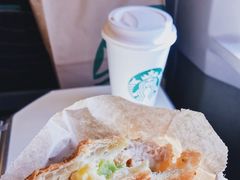 -星巴克(上海虹桥站2A检票口)