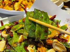 -百味地锅鸡(二店·财校分店)