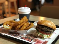 -The Habit Burger Grill 哈比特汉堡(复兴soho店)