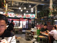 大堂-钢管厂歆瑞源油卤串串香(春熙路太古里店)