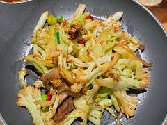 -菌自由丨野生菌火锅特色庭院餐厅(丽江古城店)