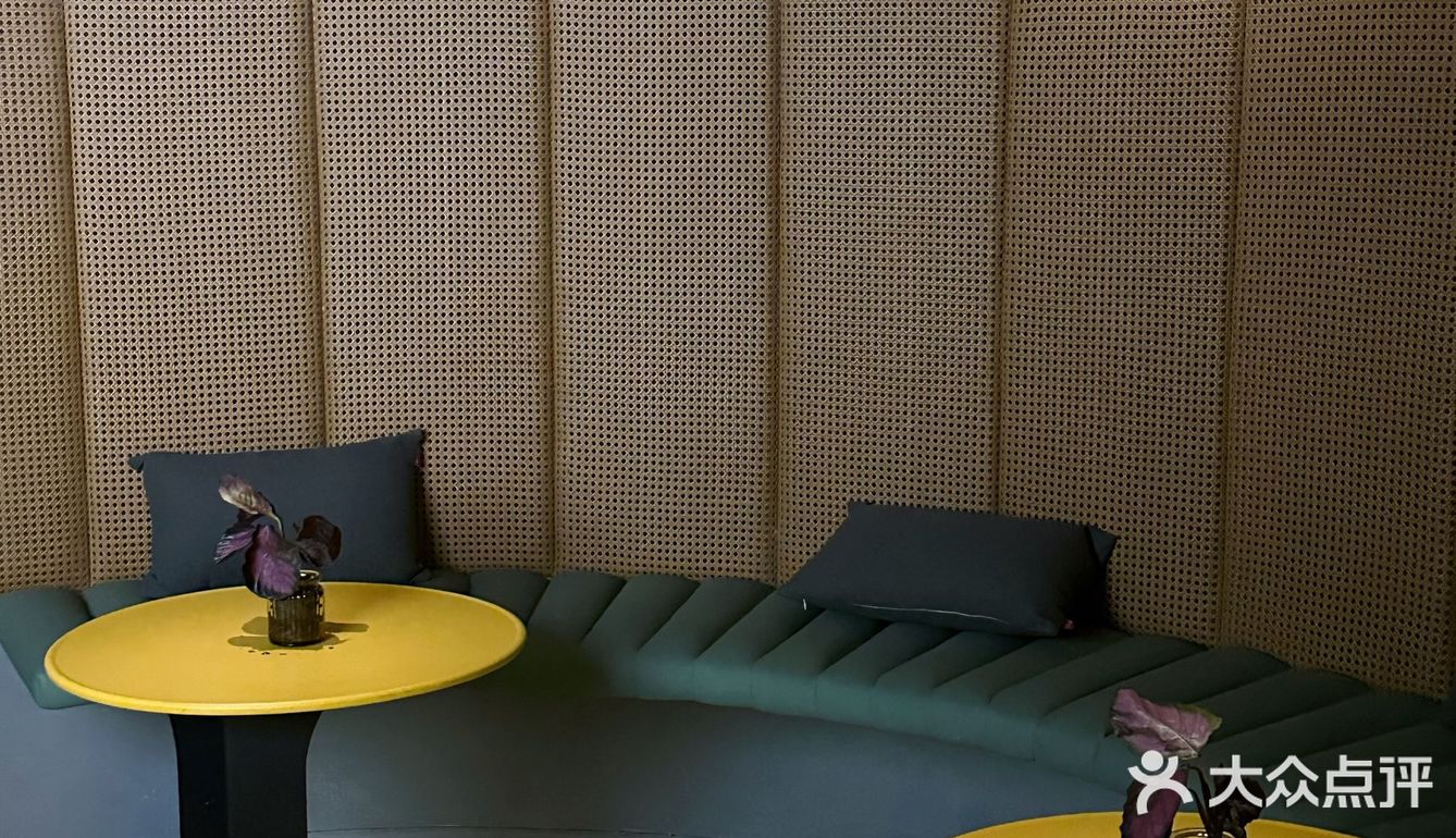 听说来这里的都是大艺术家[害羞]