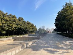 -上海市龙华烈士陵园