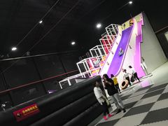 -嘿哟动霸CHUA·新潮玩运动娱乐中心·蹦床滑冰团建乐园