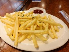 -玛格萝妮比萨屋(陆家浜路店)