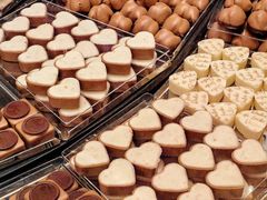 -Laderach 莱德拉(上海环贸iapm店)