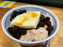 焦糖乌龙奶茶冰-堂屋糖水店(愚园店)