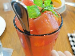 -ROAST coffee & eatery