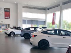 -TESLA 特斯拉(北京南四环中路特斯拉中心)