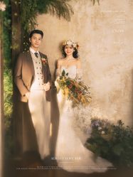 -雪中彩影婚纱摄影·微光艺术中心