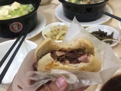 -闫家驴肉老店(华电一校店)