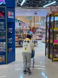 -卡通派潮品玩具折扣仓(青岛新城吾悦广场店)