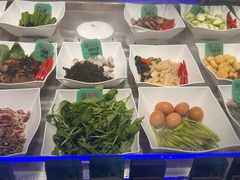 -头上红煨盐鸡·非遗院子餐厅