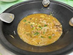 -老渔翁笨锅炖(迎宾路总店)