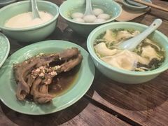 -老清朝包子铺(开明街店)