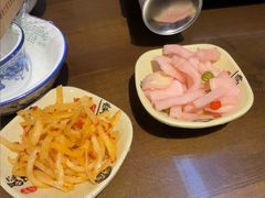 -富正毅三下锅·湘西韵味(天门山索道店)