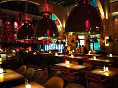 -FOUR PLAY BAR