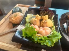 -湊湊火锅·茶憩(杭州湖滨银泰in77店)