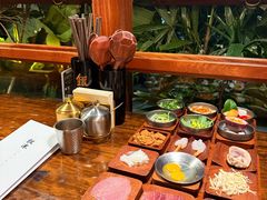 -银米·云南传统过桥米线(双廊黑金冠店)