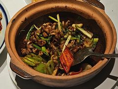 -八府香鸭·啫啫煲(华山路店)