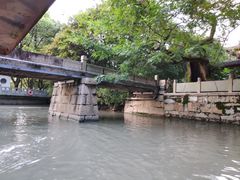-汇龙潭
