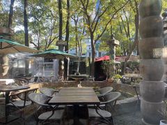 露天位-Golden Lily河内巴黎法越料理餐厅(建国西路店)