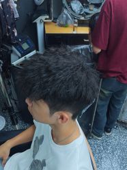 -藤野造型专业烫染接发