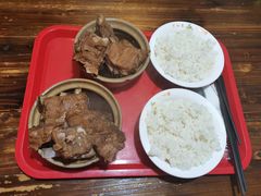 -万和春排骨砂锅米饭(湖北路店)