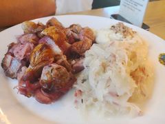 -普兰达德国餐厅·德式脆皮烤猪肘·自酿啤酒(观唐店)