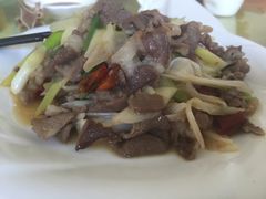 -苏莱特色牛骨滩羊手抓馆(长城东街总店)