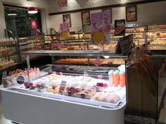 面包甜点陈列柜-味多美(江安路店)