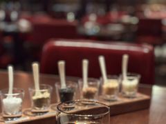 -恰餐厅及酒吧 CHAR Bar & Grill (北京丽都皇冠假日店)