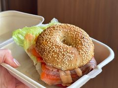 Smoked&nbsp;&nbsp;Salmon-HOLY BAGEL(苏河店)