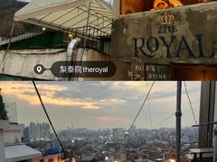 -Hello Kitty Cafe(弘大店)