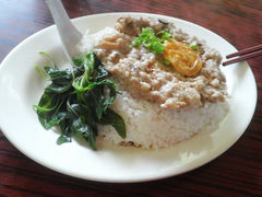 咸蛋蒸肉餅飯-荣昌茶座