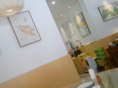 -邻家小馆(银都店)