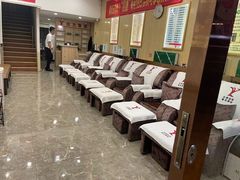 -郑远元专业修脚房(育德街店)